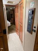 2013 Monaco Diplomat 40PDQ, $ 124,900