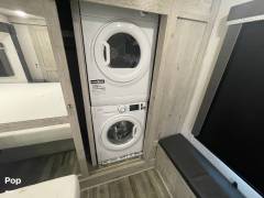 2022 Keystone Avalanche 390DS, $ 65,900