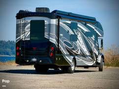 2024 Jayco Seneca Prestige 37L, $ 255,000
