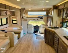 2024 Jayco Seneca Prestige 37L, $ 255,000