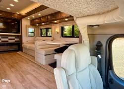 2024 Jayco Seneca Prestige 37L, $ 255,000