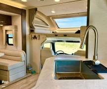 2024 Jayco Seneca Prestige 37L, $ 255,000