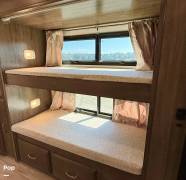 2024 Jayco Seneca Prestige 37L, $ 255,000