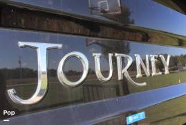 2013 Winnebago Journey 42E, $ 129,900