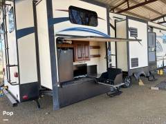 2015 Keystone Avalanche 361TG, $ 29,999