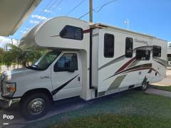 2019 Thor Motor Coach Quantum SE28, $ 49,999