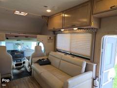 2019 Thor Motor Coach Quantum SE28, $ 49,999