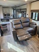 2021 Keystone Montana High Country 383TH, $ 44,500