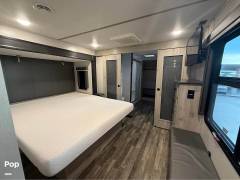2023 Keystone Alpine 3910FK, $ 48,000