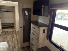 2023 Keystone Alpine 3910FK, $ 48,000