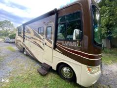 2011 Holiday Rambler Vacationer 30SFS, $ 37,000
