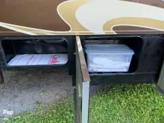 2011 Holiday Rambler Vacationer 30SFS, $ 37,000