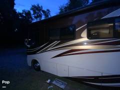 2011 Holiday Rambler Vacationer 30SFS, $ 37,000