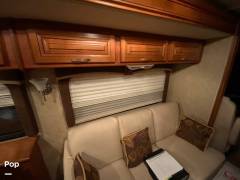 2011 Holiday Rambler Vacationer 30SFS, $ 37,000