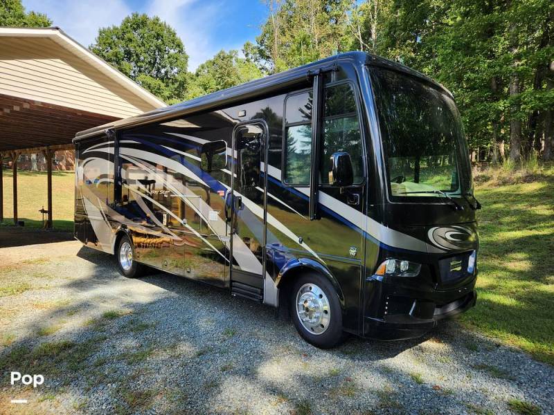2019 Newmar Bay Star 3124, $ 99,900