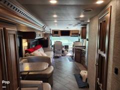 2019 Newmar Bay Star 3124, $ 99,900