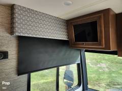 2019 Newmar Bay Star 3124, $ 99,900