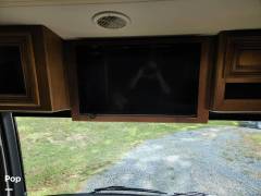 2019 Newmar Bay Star 3124, $ 99,900