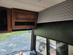 2019 Newmar Bay Star 3124, $ 99,900