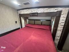 2017 Forest River Cardinal 3456RL, $ 35,500