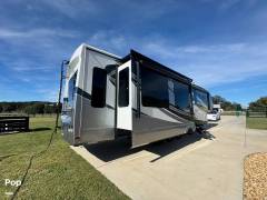 2017 Forest River Cardinal 3456RL, $ 35,500