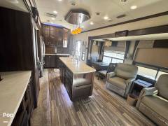 2017 Forest River Cardinal 3456RL, $ 35,500