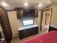 2017 Forest River Cardinal 3456RL, $ 35,500