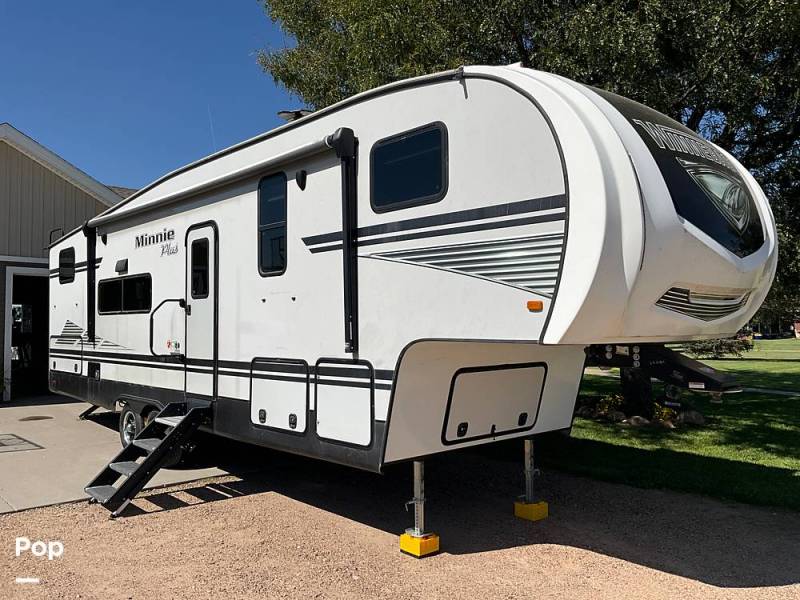 2020 Winnebago Minnie Plus 29RBH, $ 36,000