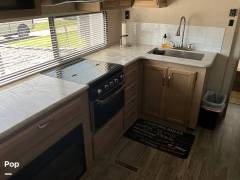 2020 Winnebago Minnie Plus 29RBH, $ 36,000