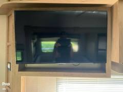2020 Winnebago Minnie Plus 29RBH, $ 36,000
