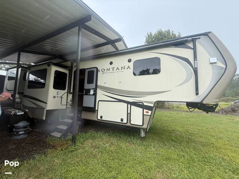 2019 Keystone Montana 3791RD, $ 43,900