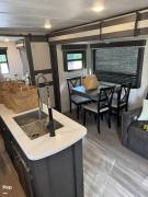 2021 Keystone Sprinter 341BIK, $ 32,500