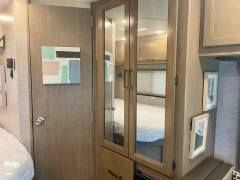 2021 Thor Motor Coach Daybreak 22GO, $ 65,000