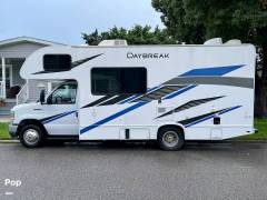 2021 Thor Motor Coach Daybreak 22GO, $ 65,000