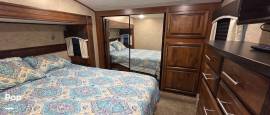 2018 Jayco Eagle 317RLOK, $ 39,999