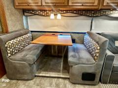 2016 Winnebago Sightseer 36Z, $ 68,000