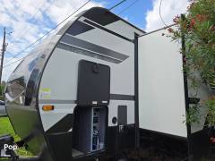 2024 Winnebago Voyage 3235FK, $ 39,000