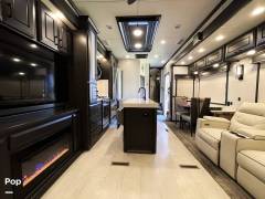 2022 DRV Mobile Suites 39DBRS3, $ 116,000