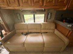 2010 Tiffin Phaeton 40QTH, $ 85,000