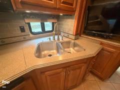 2010 Tiffin Phaeton 40QTH, $ 85,000