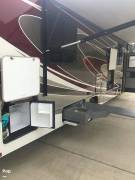 2016 Coachmen Leprechaun 319DS, $ 55,000
