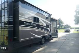 2022 Winnebago Minnie Winnie 31H, $ 95,000