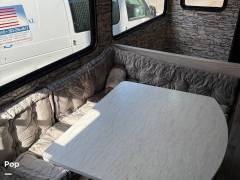2020 Forest River Wildwood X-Lite 263BHXL, $ 12,000