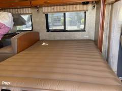 2012 Itasca Navion 24M, $ 75,000