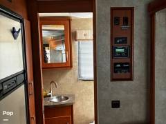 2012 Itasca Navion 24M, $ 75,000