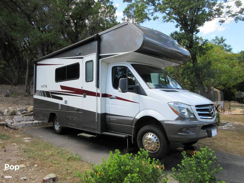 2020 Winnebago Vita 24P, $ 66,500