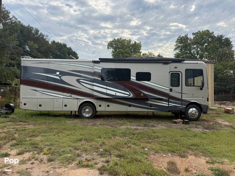 2017 Holiday Rambler Vacationer 35K, $ 85,000