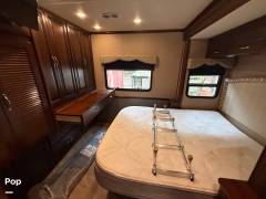 2017 Holiday Rambler Vacationer 35K, $ 85,000