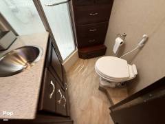 2017 Holiday Rambler Vacationer 35K, $ 85,000