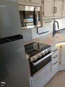 2024 Entegra Vision 29S, $ 110,000
